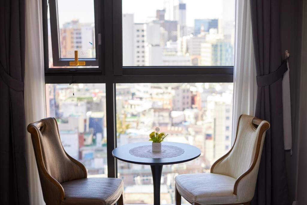 Stayc Hotel Myeongdong Сеул Екстер'єр фото