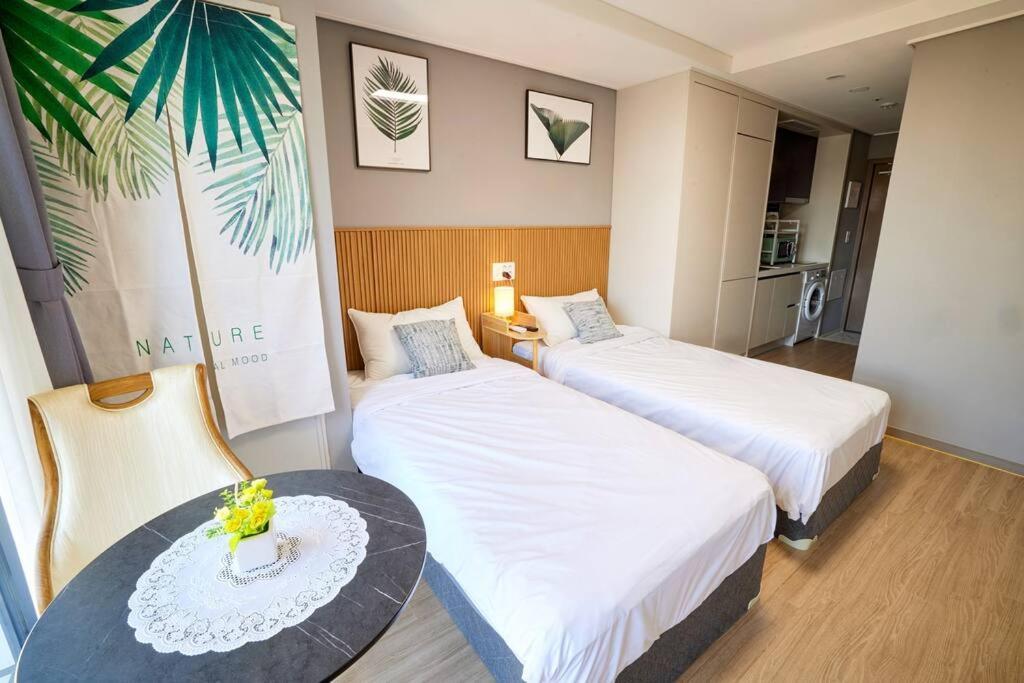 Stayc Hotel Myeongdong Сеул Екстер'єр фото